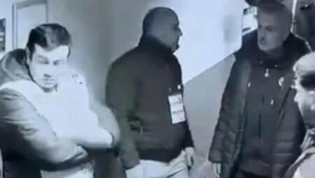 Mourinho, maçtan sonra hakem Vincic’in odasına gitti nedenini anlattı